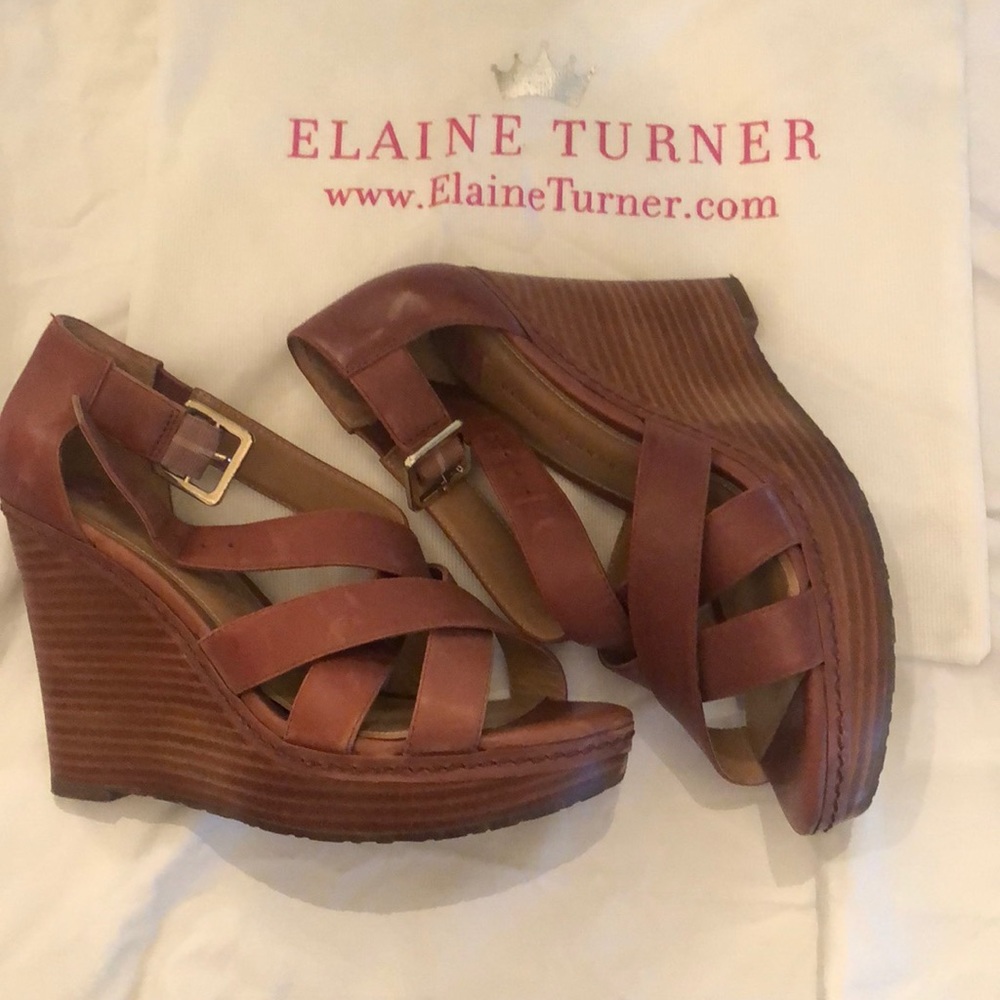 Elaine Turner Wedges Size 8 Never Worn
